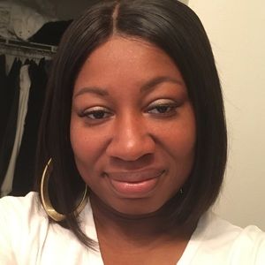 Meet your Posher, Danita